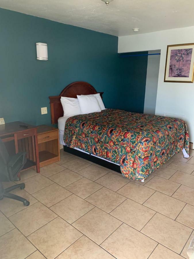 Mayo Inn Roswell Dış mekan fotoğraf